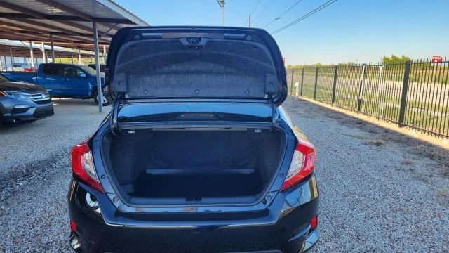 2019 Honda Civic 10th Gen - Image 13 of 21