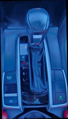 2019 Honda Civic 10th Gen - Image 23 of 31