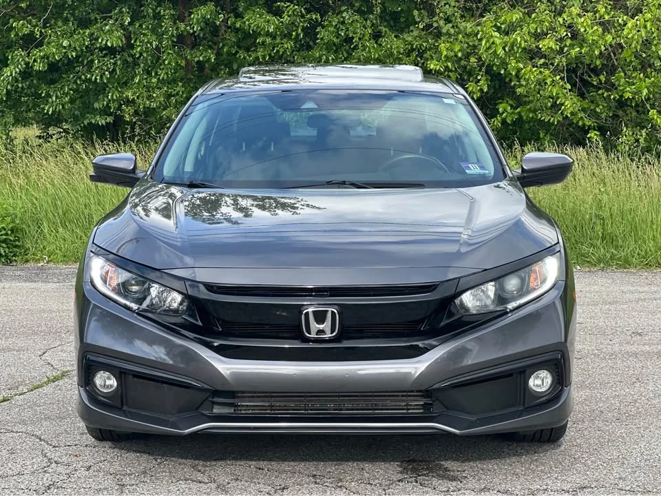 2019 Honda Civic 10th Gen - Image 8 of 21