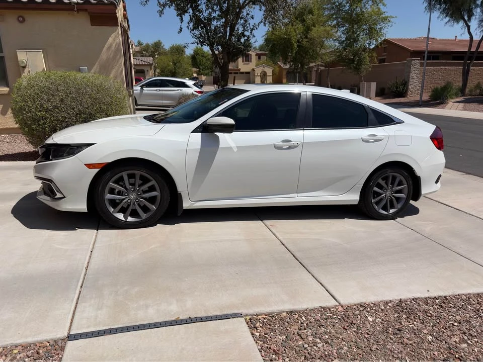 2019 Honda Civic 10th Gen - Image 2 of 20