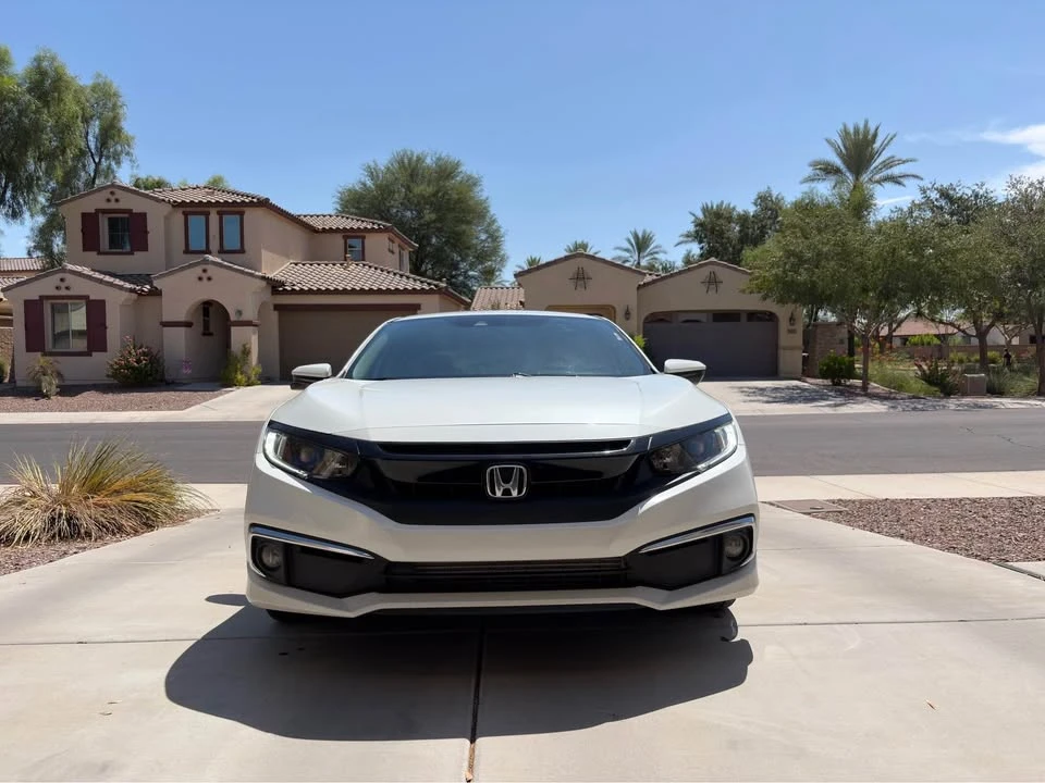 2019 Honda Civic 10th Gen - Image 8 of 20