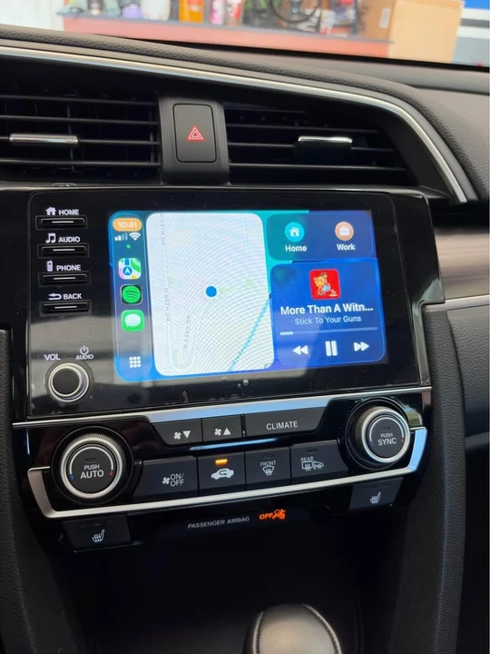 2019 Honda Civic 10th Gen - Image 11 of 20