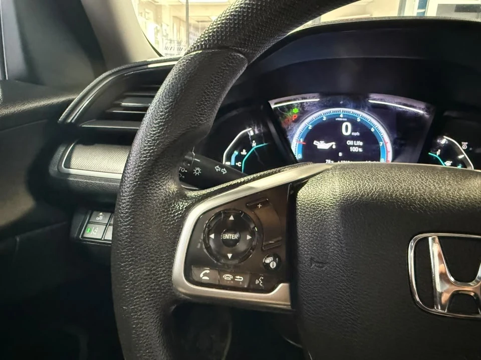 2019 Honda Civic 10th Gen - Image 13 of 31