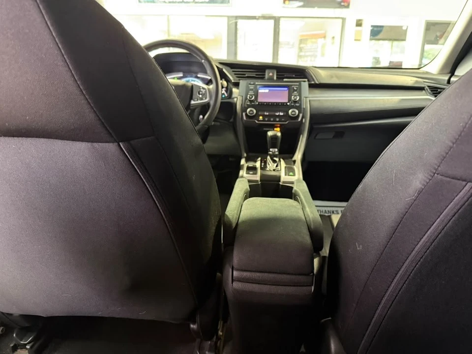2019 Honda Civic 10th Gen - Image 21 of 31