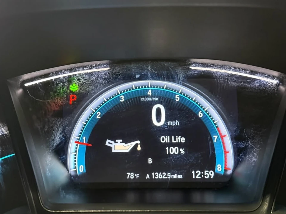 2019 Honda Civic 10th Gen - Image 15 of 31