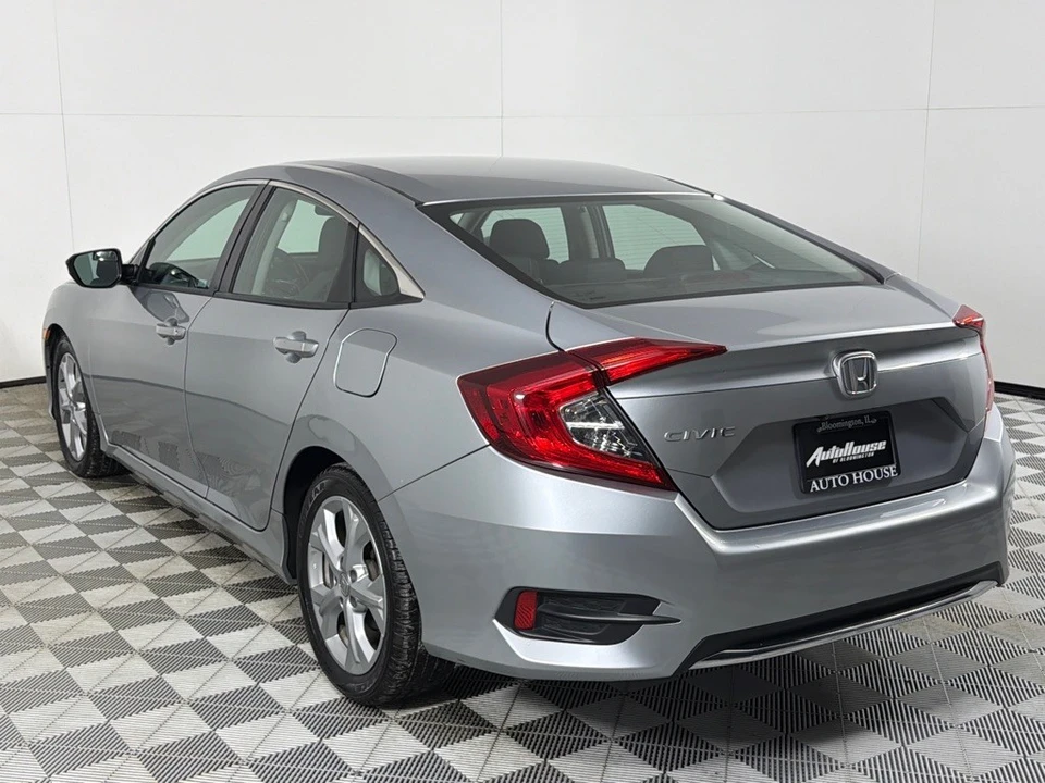 2019 Honda Civic 10th Gen - Image 6 of 12