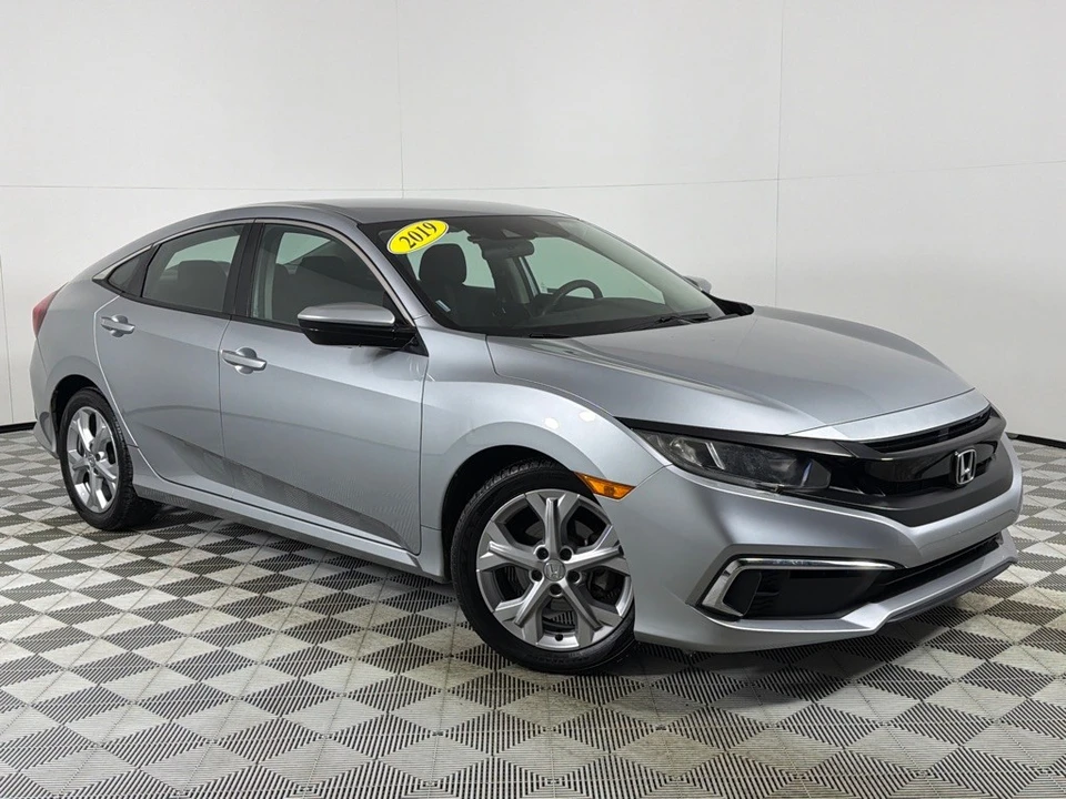 2019 Honda Civic 10th Gen - Image 2 of 12