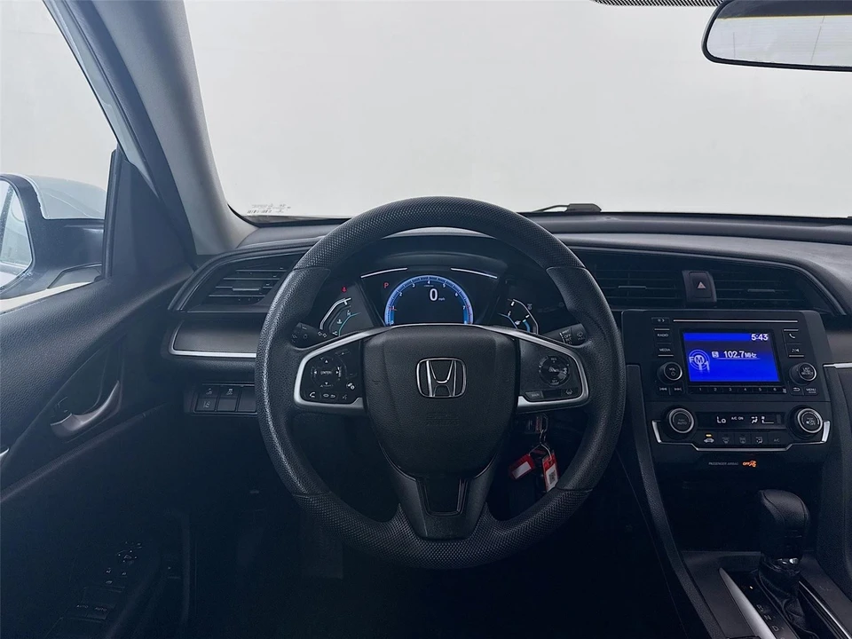 2019 Honda Civic 10th Gen - Image 19 of 21