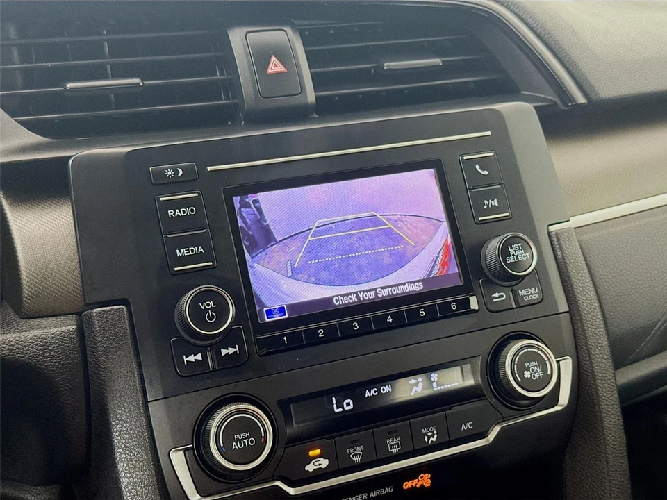 2019 Honda Civic 10th Gen - Image 13 of 21