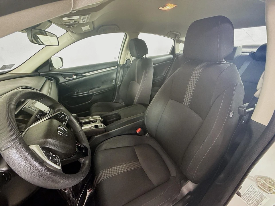 2019 Honda Civic 10th Gen - Image 18 of 21