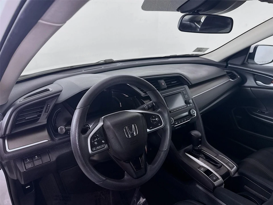 2019 Honda Civic 10th Gen - Image 9 of 21