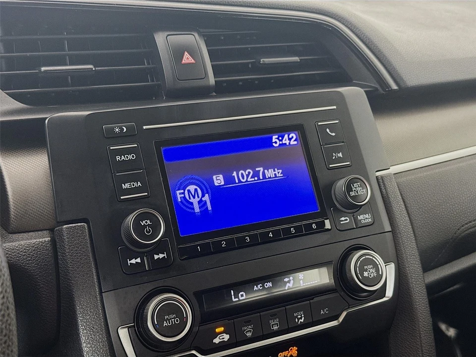 2019 Honda Civic 10th Gen - Image 14 of 21