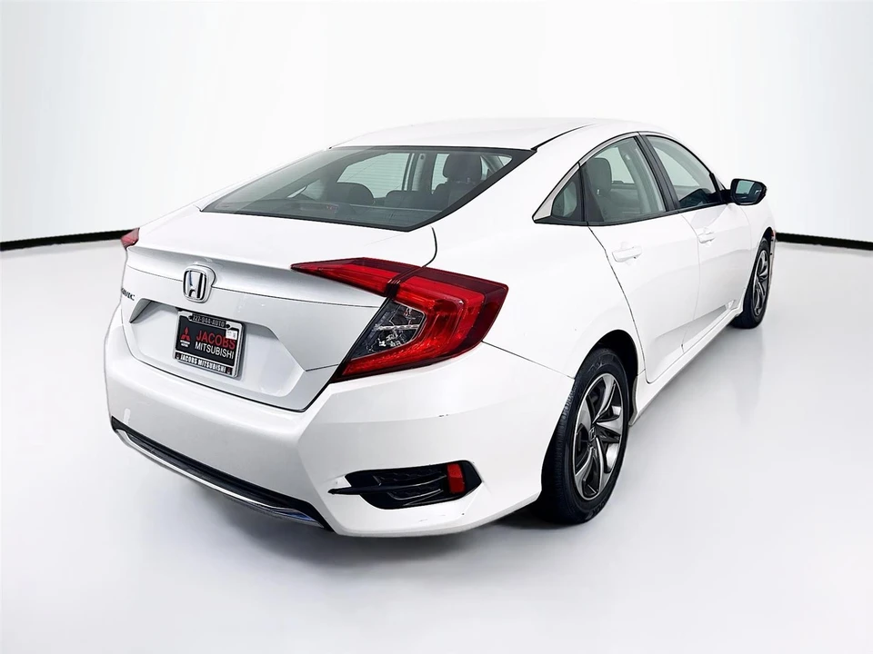 2019 Honda Civic 10th Gen - Image 7 of 21