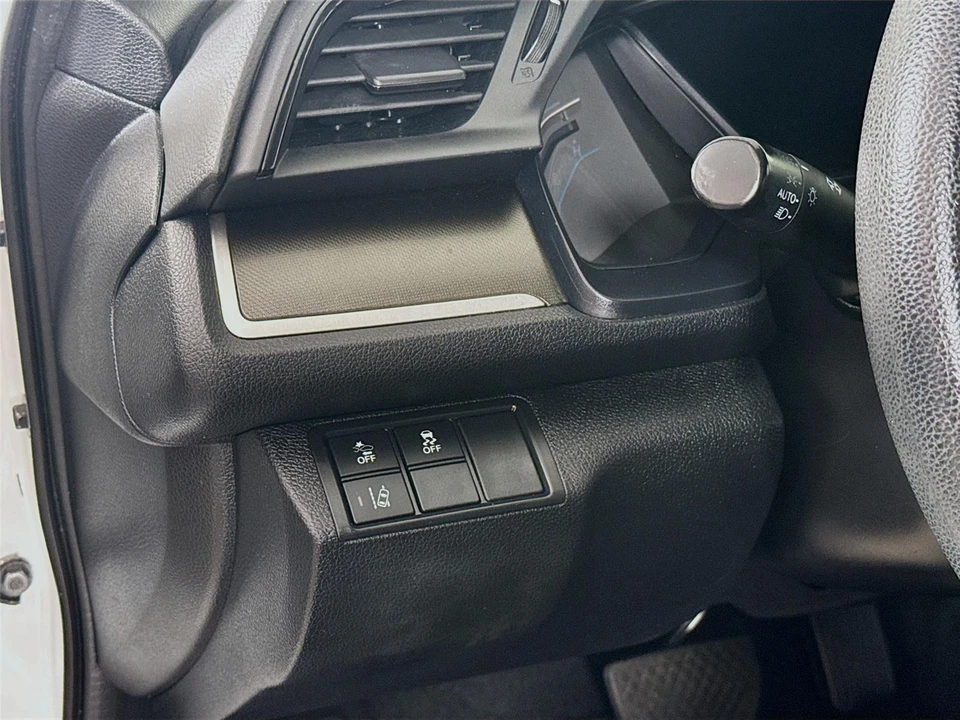 2019 Honda Civic 10th Gen - Image 10 of 21