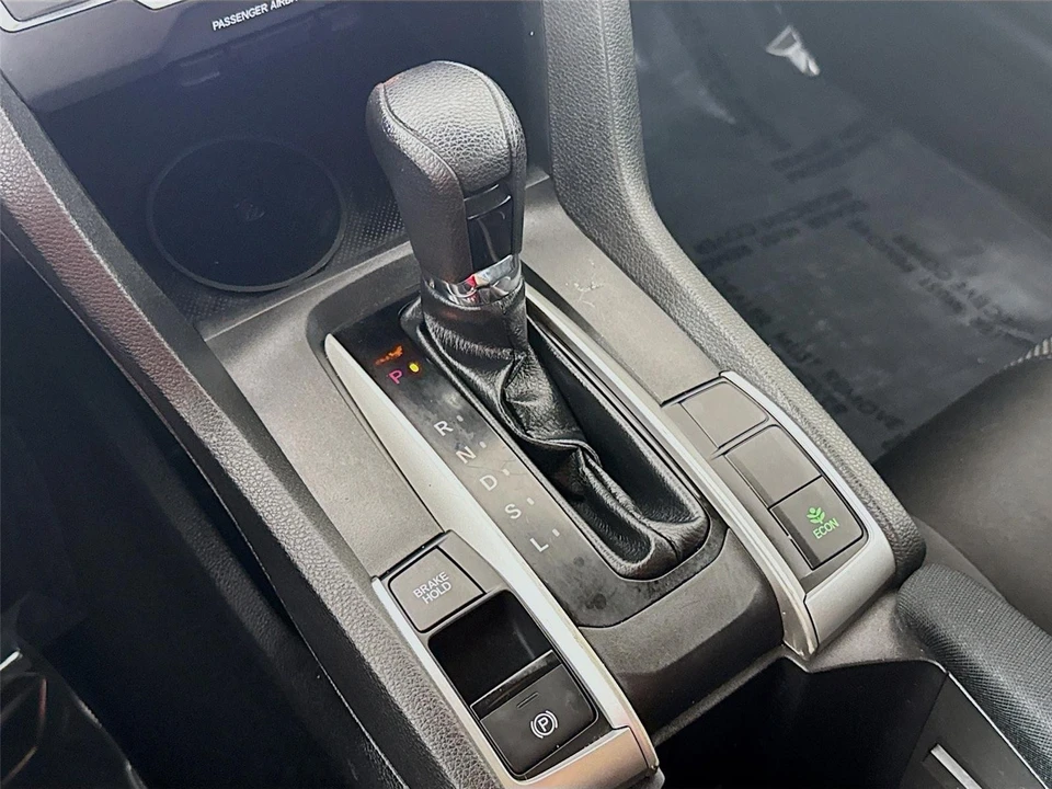 2019 Honda Civic 10th Gen - Image 16 of 21