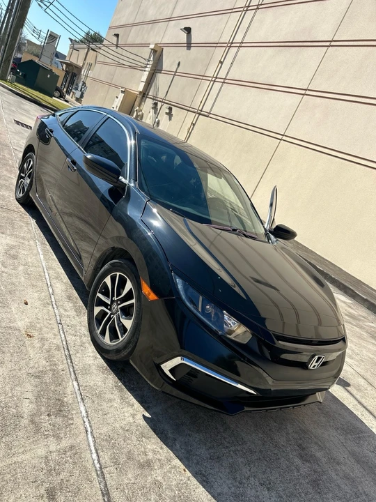 2019 Honda Civic 10th Gen - Image 5 of 21