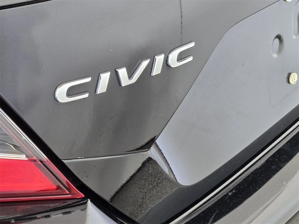 2019 Honda Civic 10th Gen - Image 9 of 21