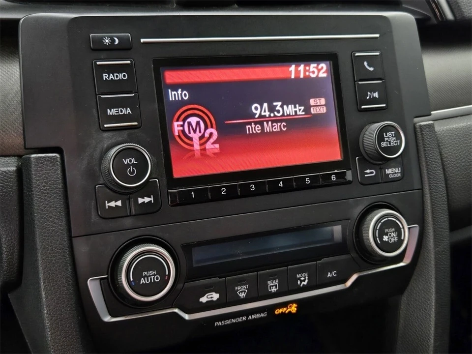 2019 Honda Civic 10th Gen - Image 16 of 21