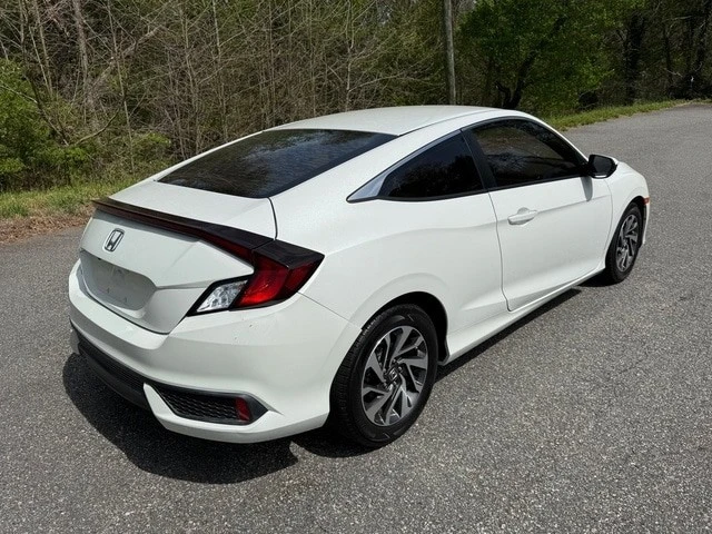 2019 Honda Civic 10th Gen - Image 6 of 21