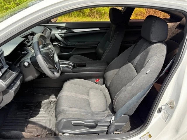 2019 Honda Civic 10th Gen - Image 10 of 24
