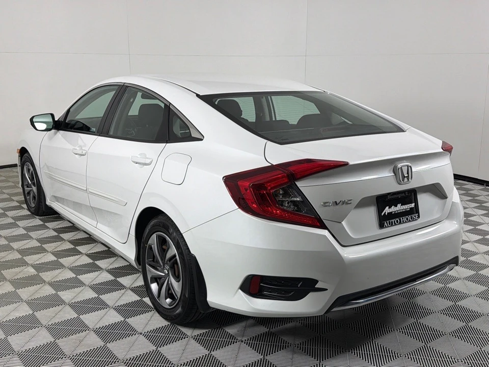 2019 Honda Civic 10th Gen - Image 6 of 12