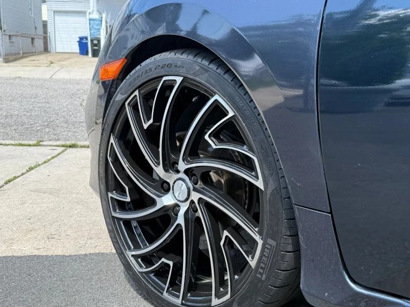 2019 Honda Civic 10th Gen - Image 3 of 12
