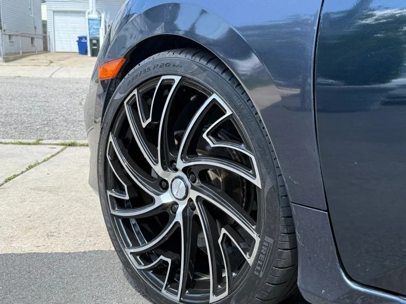2019 Honda Civic 10th Gen - Image 3 of 12