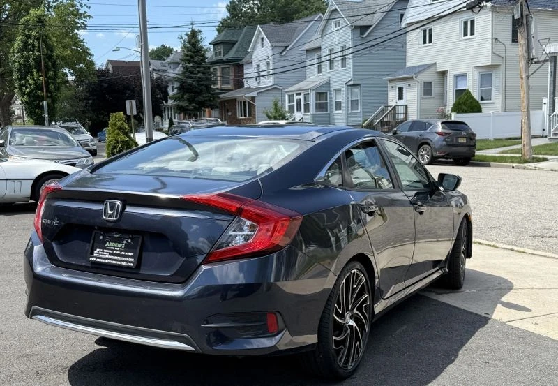 2019 Honda Civic 10th Gen - Image 4 of 12