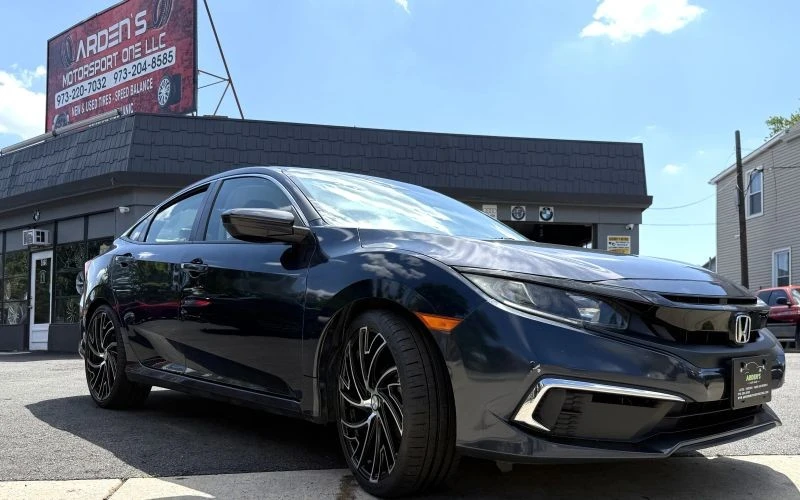 2019 Honda Civic 10th Gen - Image 7 of 12