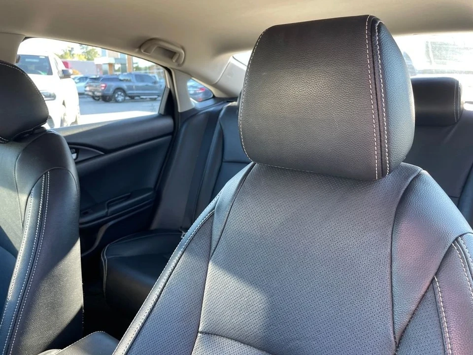 2019 Honda Civic 10th Gen - Image 9 of 12