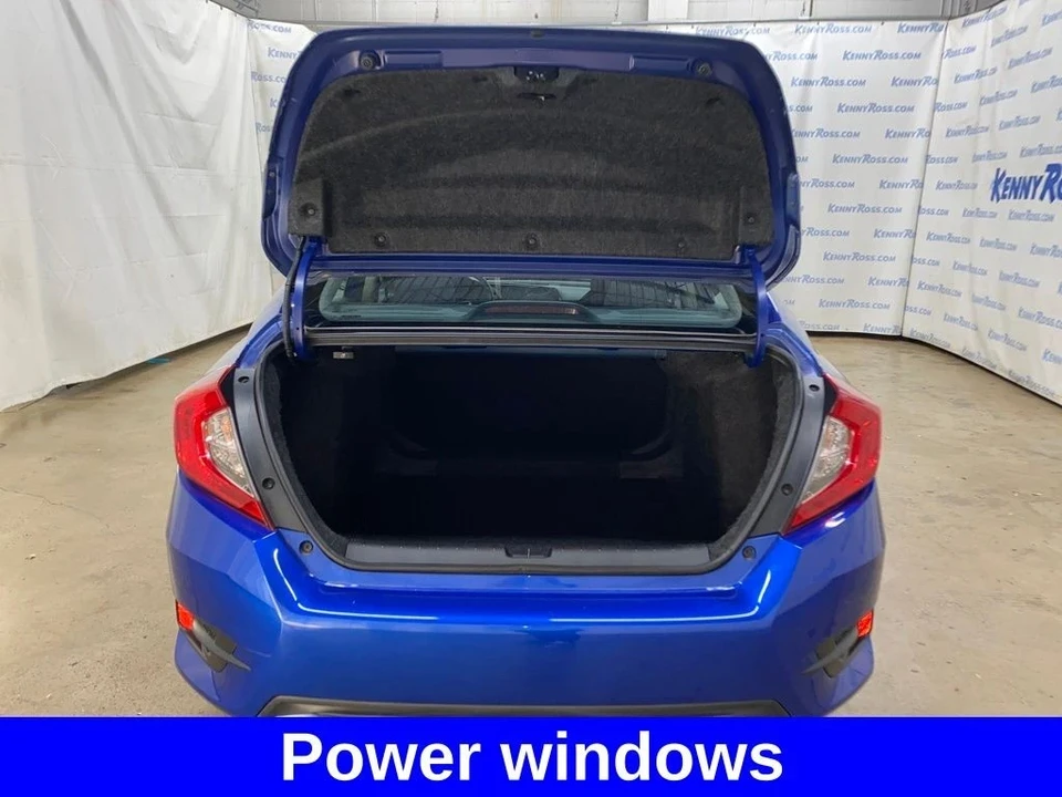 2019 Honda Civic 10th Gen - Image 11 of 12