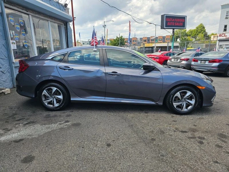 2019 Honda Civic 10th Gen - Image 3 of 12
