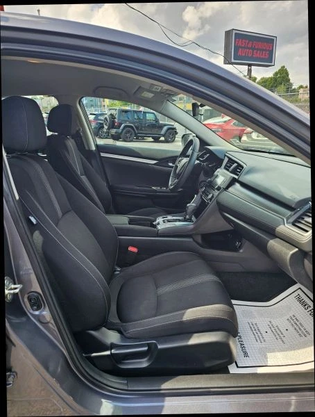 2019 Honda Civic 10th Gen - Image 10 of 12
