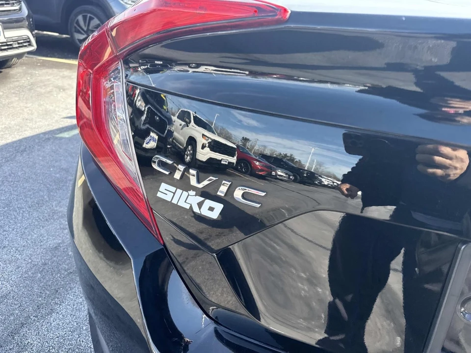 2019 Honda Civic 10th Gen - Image 5 of 21