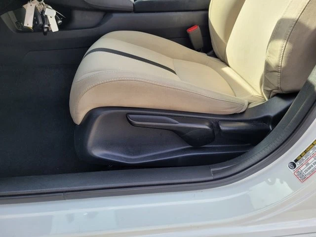 2019 Honda Civic 10th Gen - Image 10 of 27