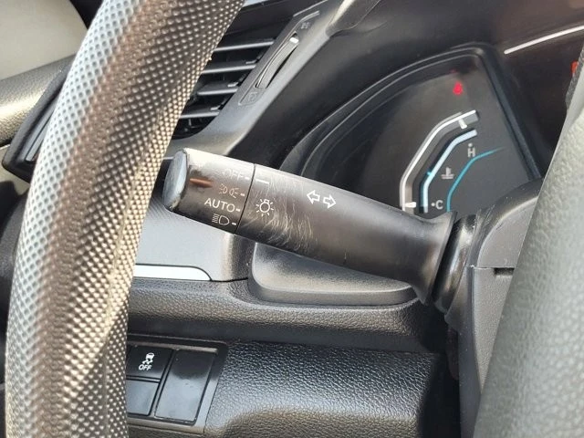 2019 Honda Civic 10th Gen - Image 21 of 27