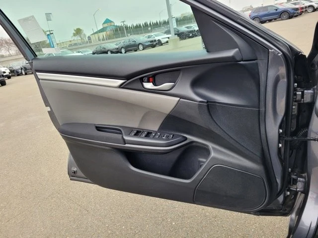 2019 Honda Civic 10th Gen - Image 15 of 27