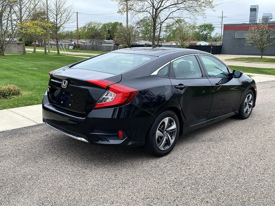2019 Honda Civic 10th Gen - Image 7 of 31
