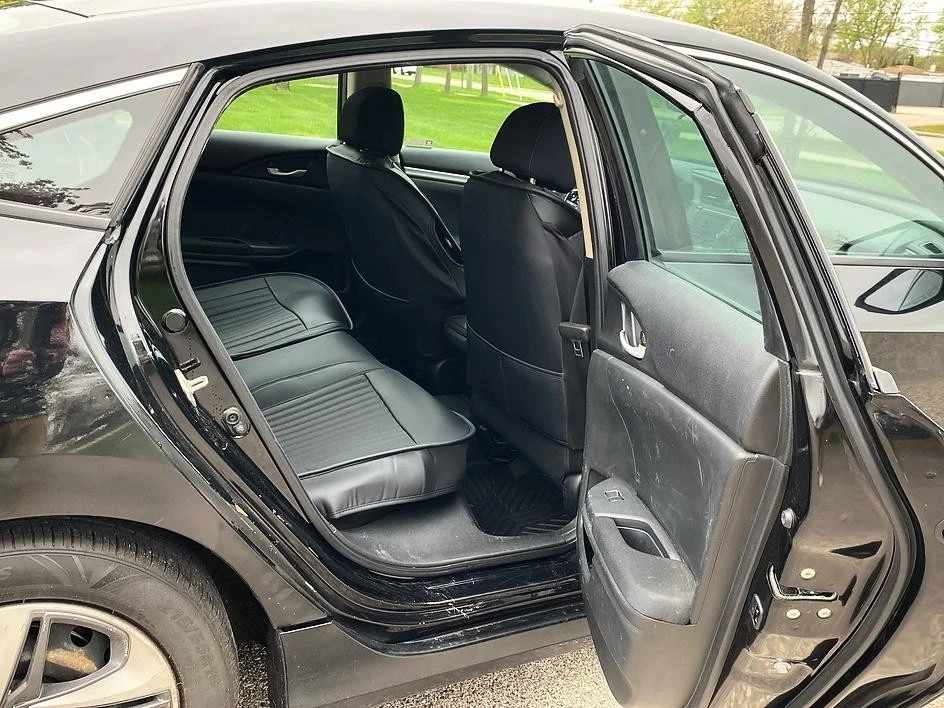 2019 Honda Civic 10th Gen - Image 29 of 31