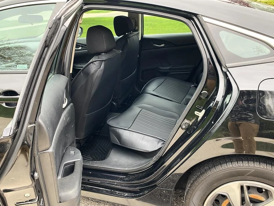 2019 Honda Civic 10th Gen - Image 24 of 31