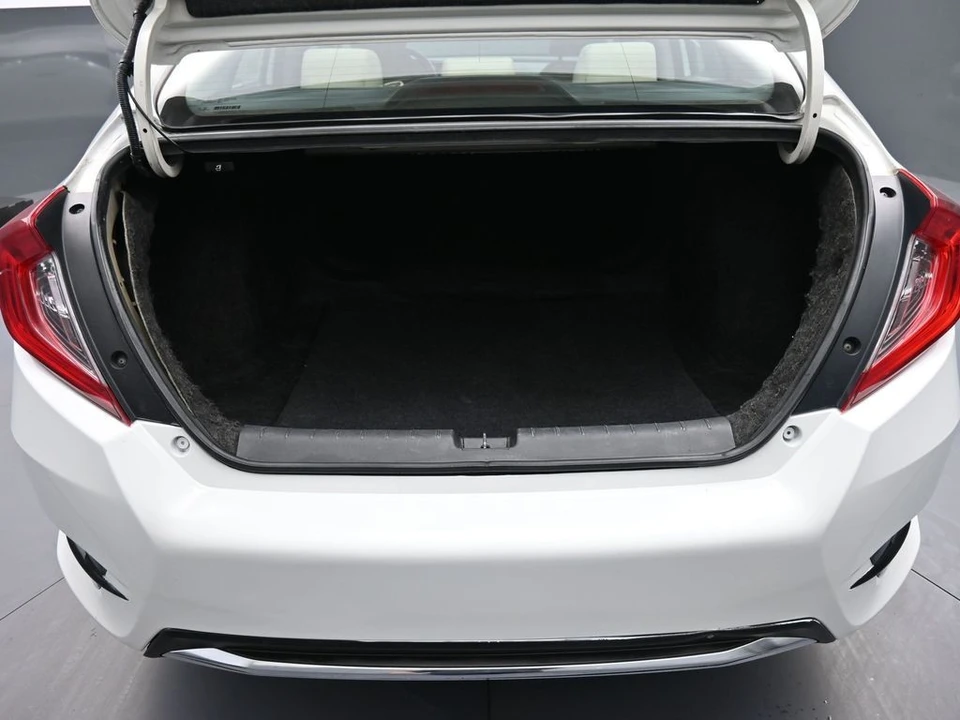 2019 Honda Civic 10th Gen - Image 21 of 31