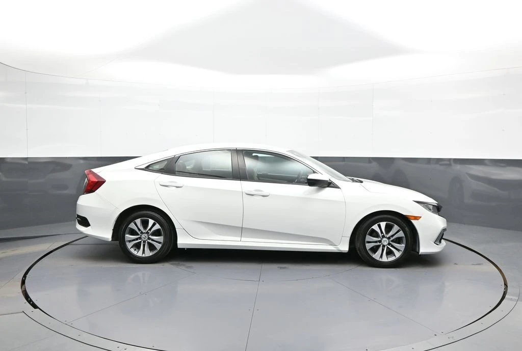 2019 Honda Civic 10th Gen - Image 5 of 31