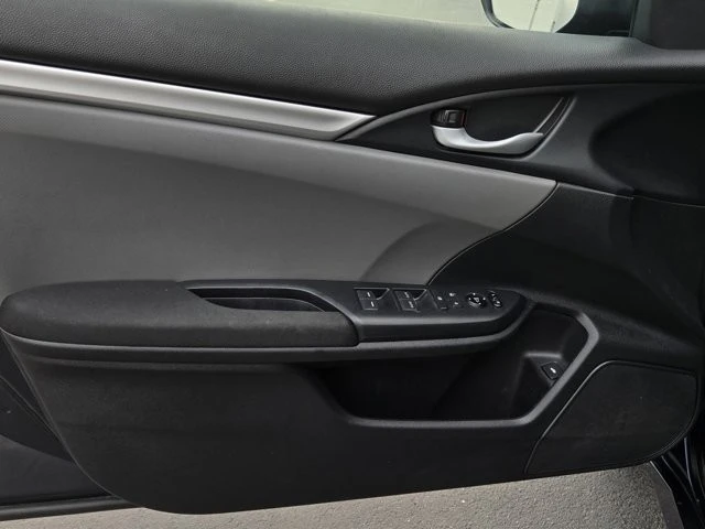 2019 Honda Civic 10th Gen - Image 8 of 12