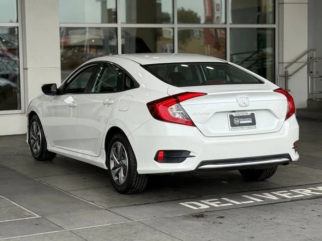 2019 Honda Civic 10th Gen - Image 9 of 12