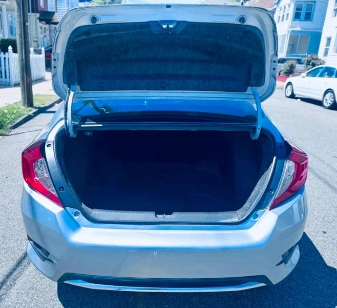 2019 Honda Civic 10th Gen - Image 3 of 4