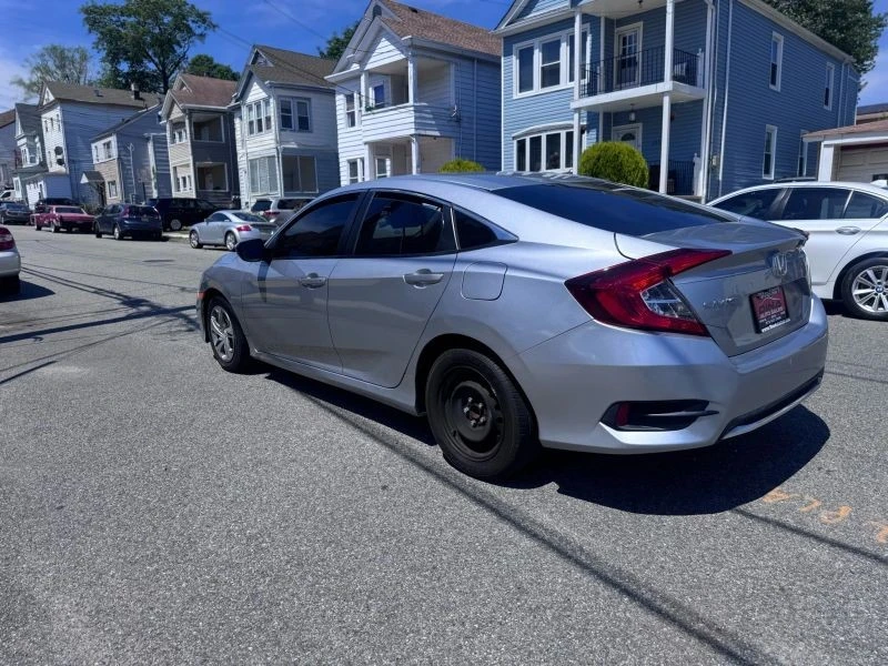 2019 Honda Civic 10th Gen - Image 4 of 12
