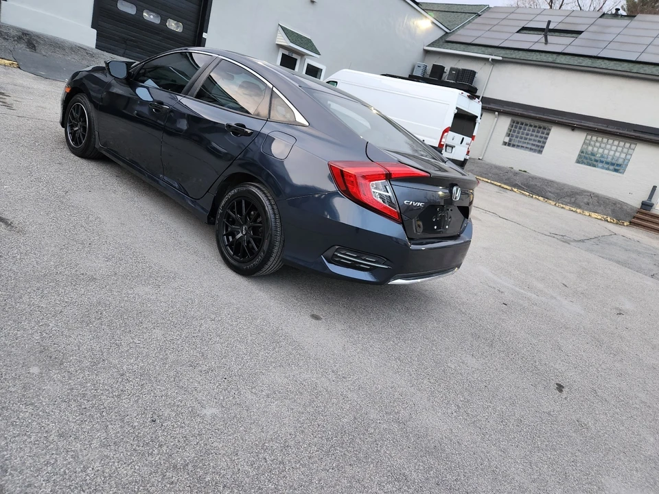 2019 Honda Civic 10th Gen - Image 7 of 25
