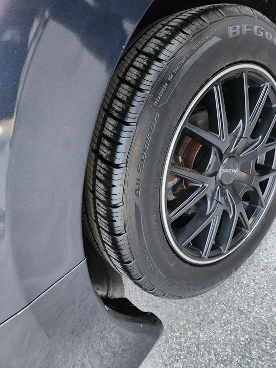 2019 Honda Civic 10th Gen - Image 13 of 25