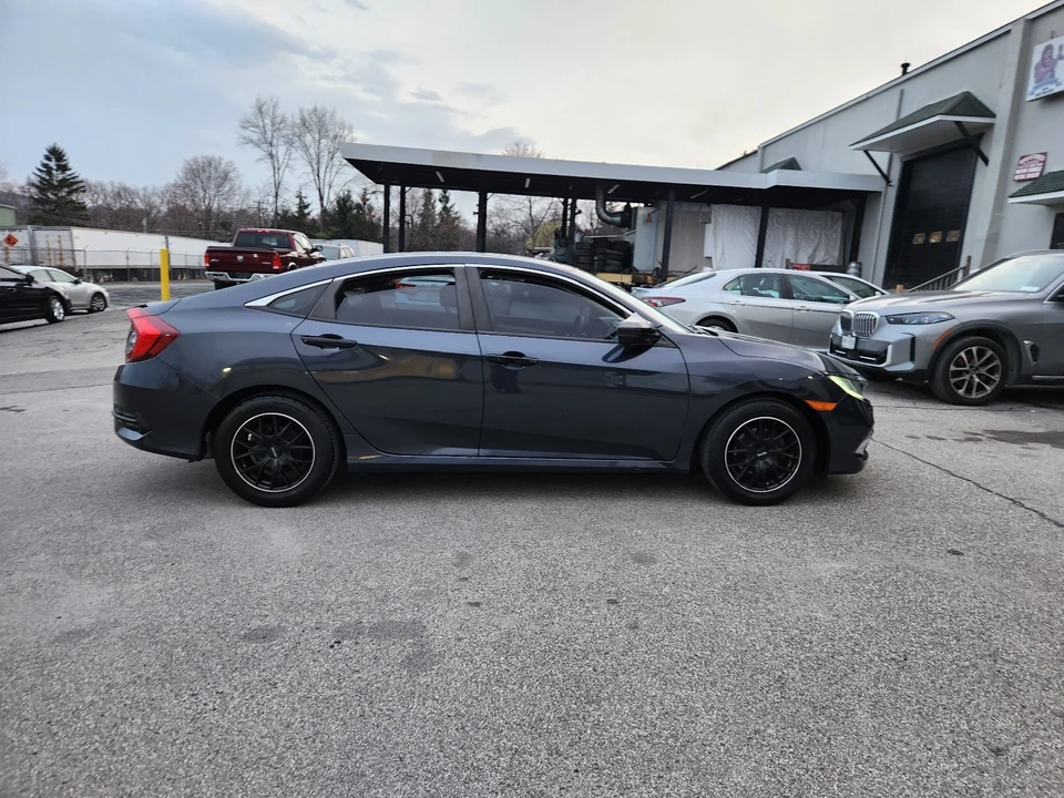 2019 Honda Civic 10th Gen - Image 2 of 25
