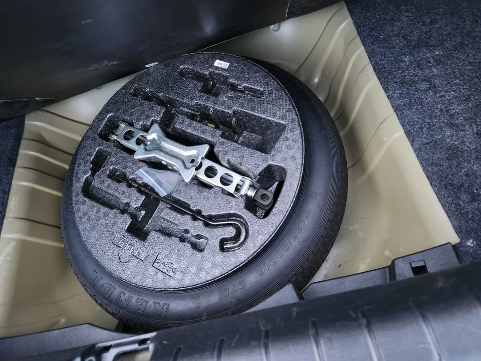 2019 Honda Civic 10th Gen - Image 21 of 25